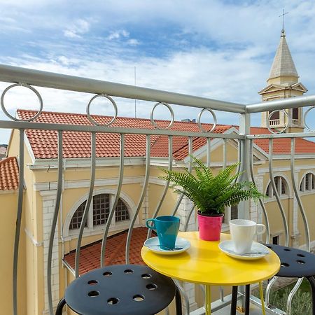 Apartments In City Center Ventus Novalja Exterior photo